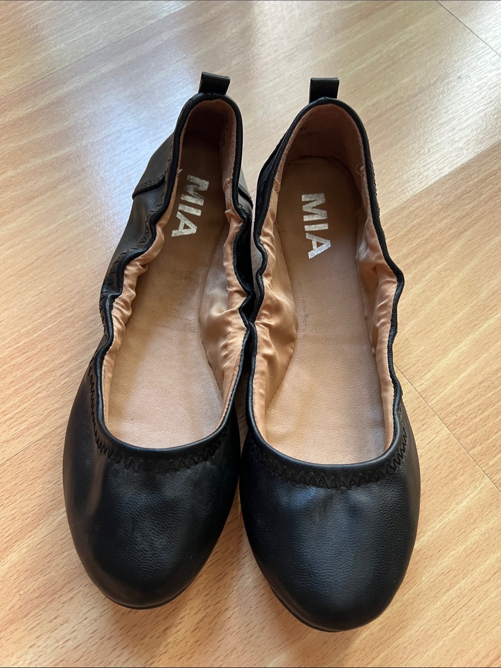 MIA Black Elastic Topline Ballet Flats - Women’s Size 6